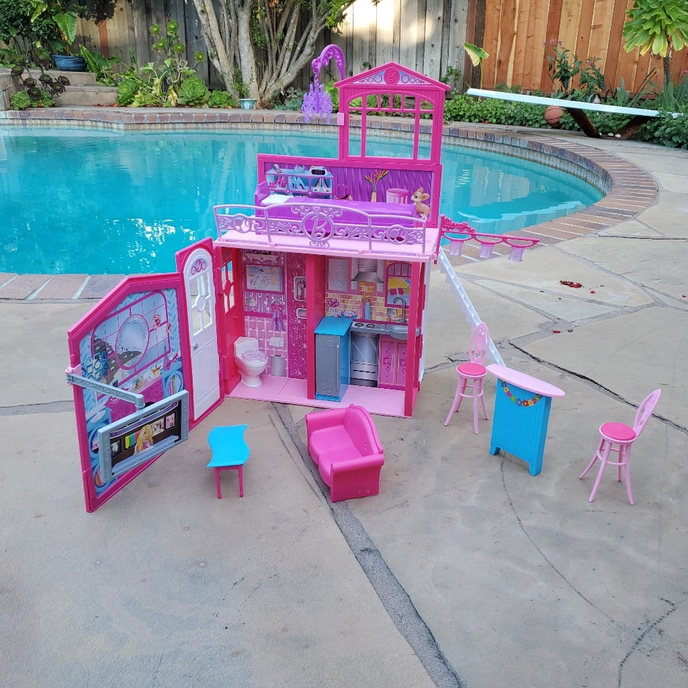 Lmk if you are interested, Folding barbie house
